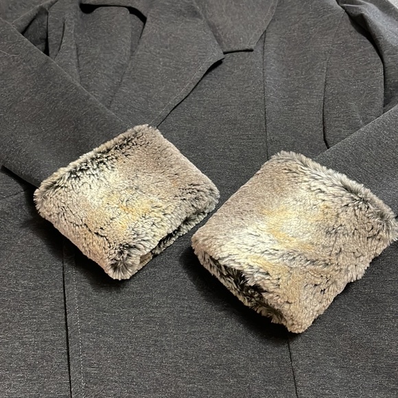 Joseph Ribkoff Long Open Front Lined Jacket Fur Cuffs Cardigan Blazer Coat 8 - Picture 10 of 16